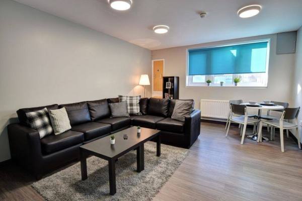 International student rights when renting in London,Cheap student en-suite rooms in London