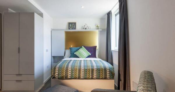 Guildford student accommodation cultural integration tips,Budget student apartments Guildford