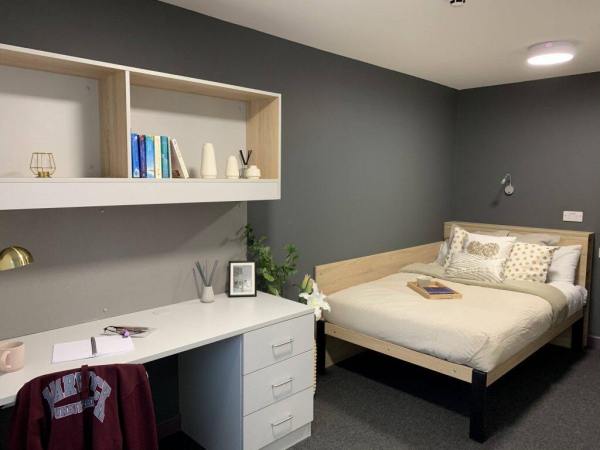 Finding roommates for Oxford student flats,Best value student flats in Oxford