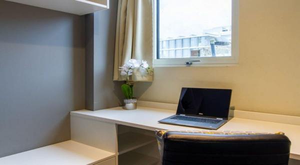 Finding roommates for London student flats,Best areas for cheap student living in London