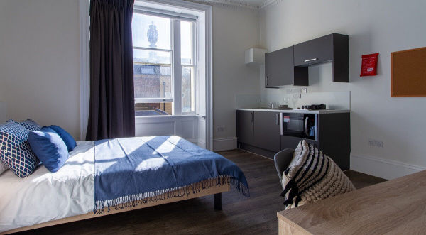 Benefits of living in a Manchester student community,Manchester student rooms with all utilities included price