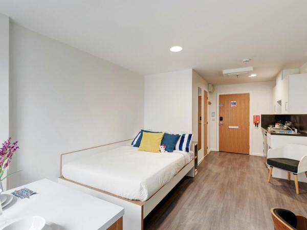 Bristol student accommodation safety features,Bristol student accommodation monthly rent