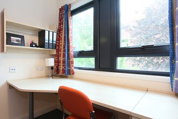 International student rights when renting in Bradford,Low-cost student flats in Bradford