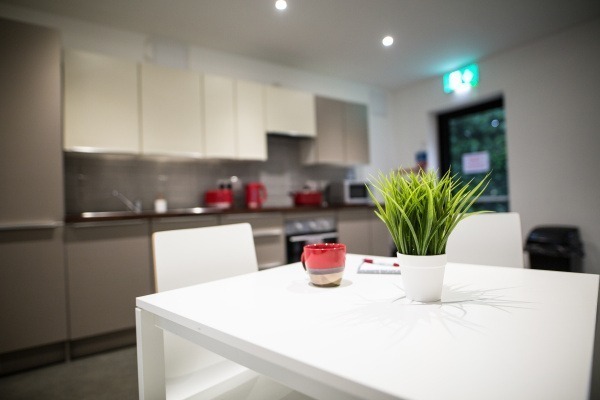 Perth student apartment deposit refund tips,Best value student flats in Perth