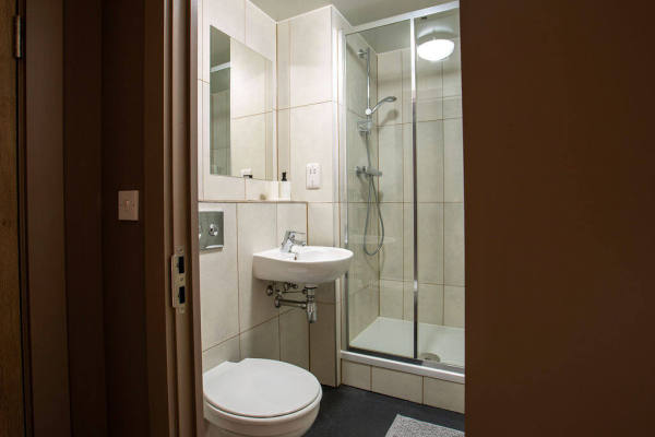 Advantages of en-suite rooms in Wrexham student housing,Cost of living for students in Wrexham