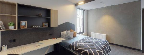 Things to check before signing a lease in Cardiff,Shared student flat monthly costs Cardiff