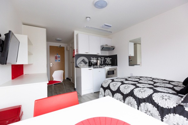 Vancouver student accommodation safety features,Affordable student en-suite Vancouver rentals