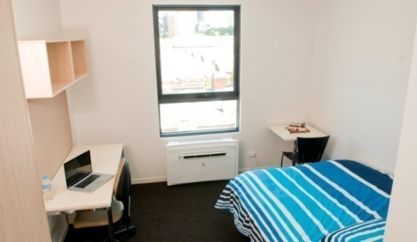 Advantages of en-suite rooms in Darwin student housing,Cost-effective student residence Darwin