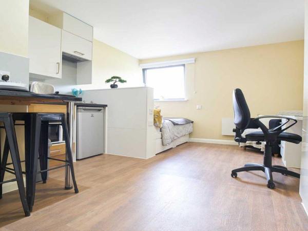 Benefits of living in Leicester student halls,Leicester student accommodation monthly rent