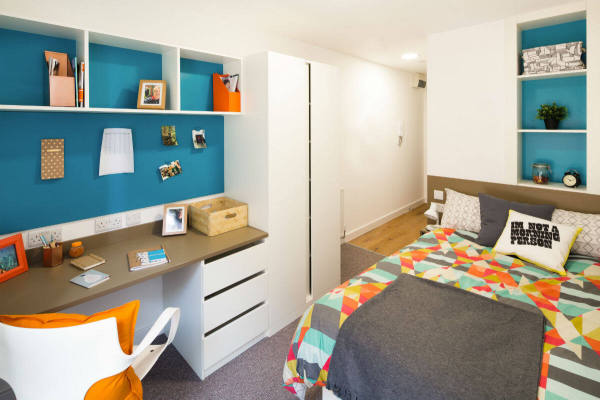 London student accommodation near top universities,Student shared apartments London pricing