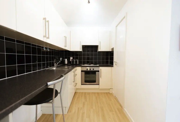 Furnished vs unfurnished student apartments in Bath,Low-cost student flats in Bath