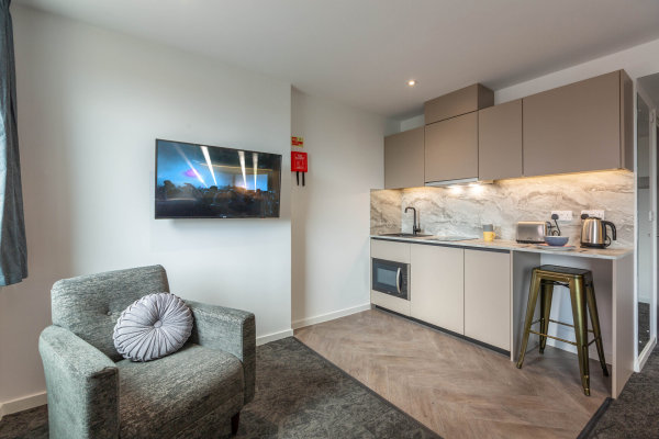 Benefits of living in London student halls,London student accommodation within budget