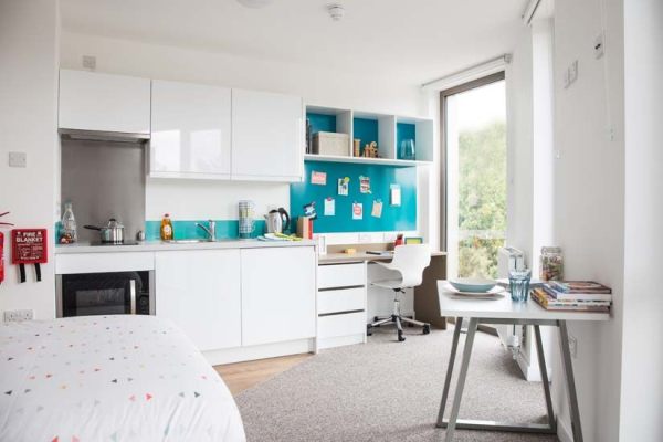 Steps to rent a student property in Birmingham,Price comparison for student flats in Birmingham