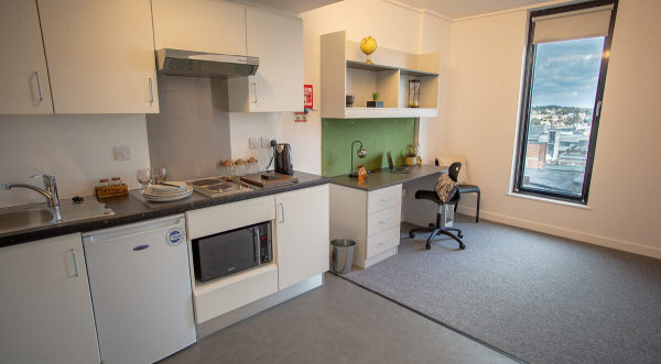 Checklist for moving into a Perth student apartment,Best value student flats in Perth