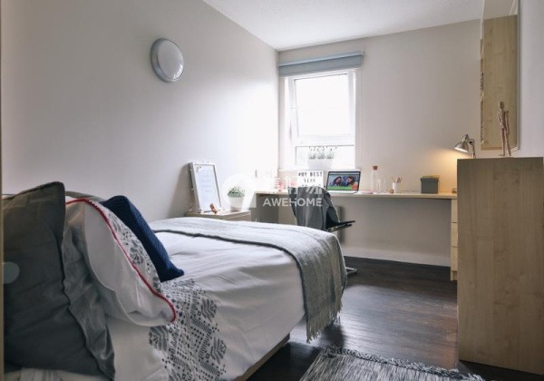 Bath student accommodations with gyms or fitness centers,Cheap student en-suite rooms in Bath