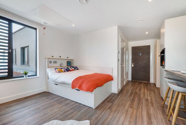 Tips for international students renting in London,Affordable student studio flats London