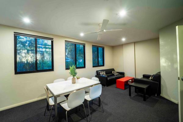 Adelaide student apartment deposit refund tips,Cheap student accommodation Adelaide