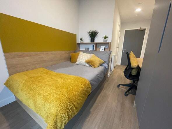 Benefits of living in Newcastle student halls,Pricing for student flats in central Newcastle