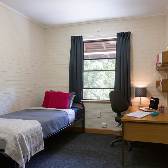 Brisbane student accommodation near top universities,Brisbane student halls rent prices