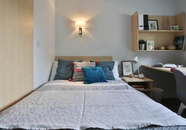 Finding roommates for Sheffield student flats,Cost of living for students in Sheffield