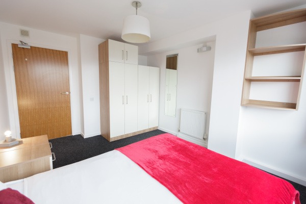 Bradford university campus vs off-campus housing,Discounted student accommodation Bradford