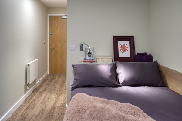 London student accommodation application process,Pricing for student flats in central London