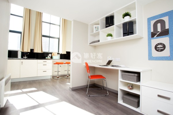 Birmingham student accommodation safety features,Cost-effective student residence Birmingham