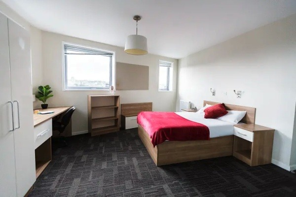 London student accommodation near top universities,London student halls rent prices