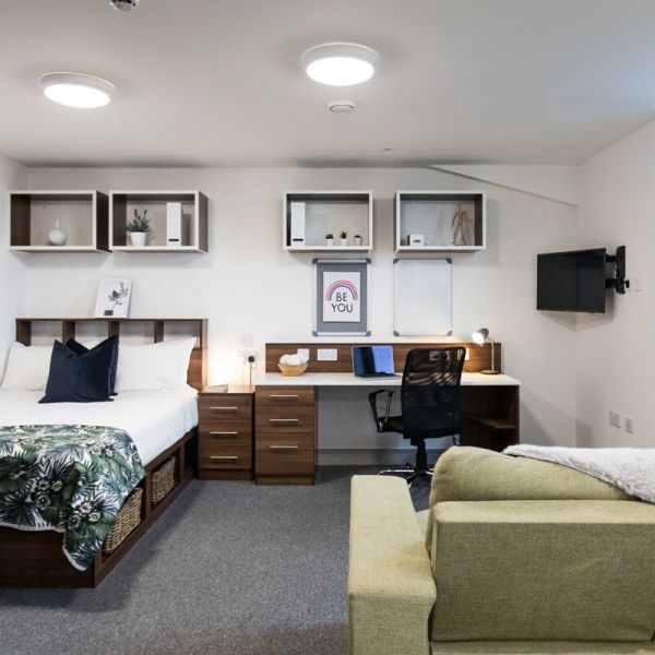 Leeds student accommodation near top universities,Shared student flat monthly costs Leeds