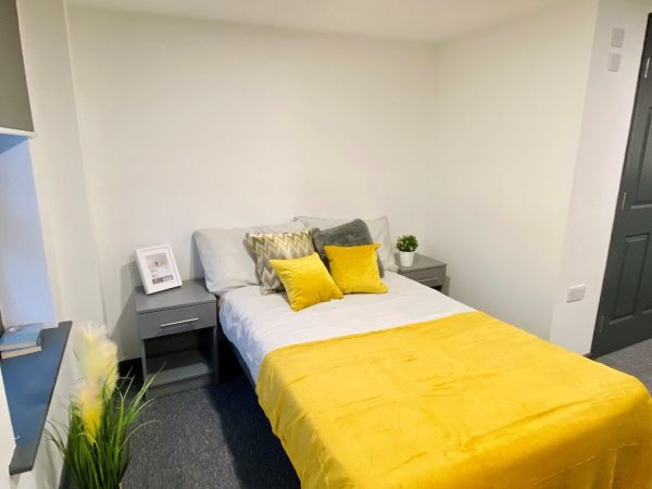 Brisbane student accommodation contracts explained,Are Brisbane student rooms soundproof?