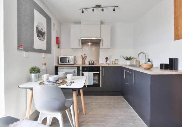 Leeds student accommodation near top universities,Price range for student penthouses in Leeds