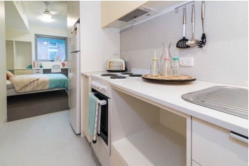 London student accommodation contracts explained,London student rooms with all utilities included price