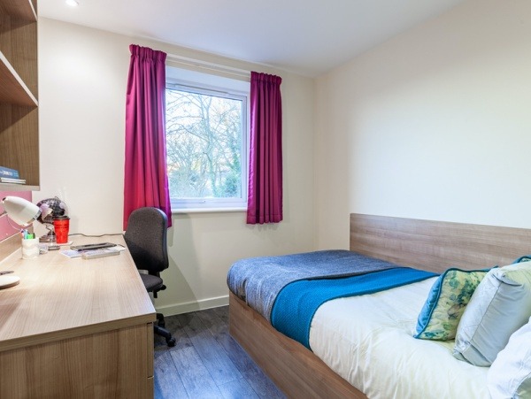 Renewing or ending a student housing lease in Glasgow,Affordable student studio flats Glasgow