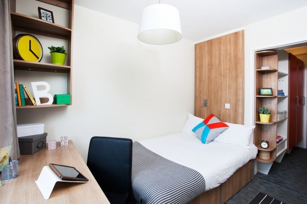 Things to check before signing a lease in High Wycombe,Low-cost student flats in High Wycombe