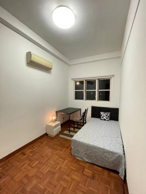 Safe areas in Sydney for international students to live,How comfortable are the beds in Sydney student apartments?