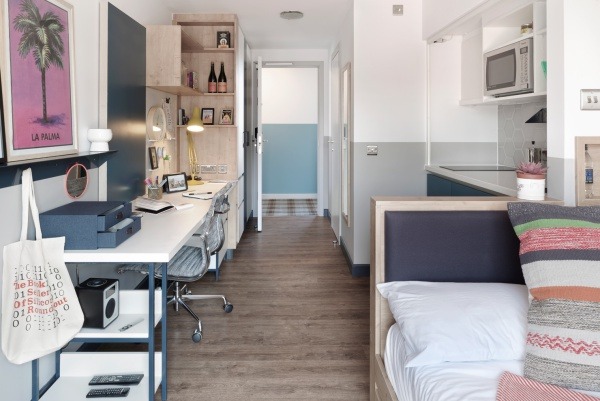 Maintenance requests for London student flats,Cost-effective student residence London