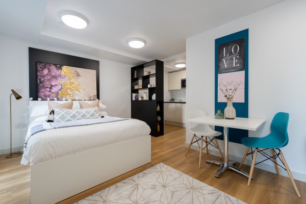 Melborune student accommodation safety features,Affordable student en-suite Melborune rentals