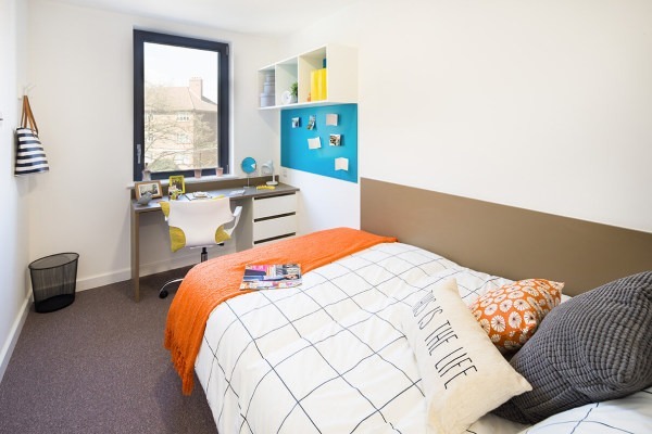 Best time of year to look for student housing in Boston,Boston city center student flat rents