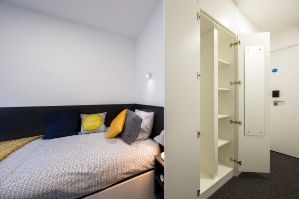 Furnished vs unfurnished student apartments in Wollongong,Cheap student living in Wollongong city