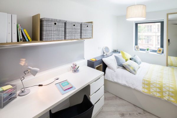 Tips for international students renting in Stoke-on-Trent,Stoke-on-Trent student rooms with all utilities included price