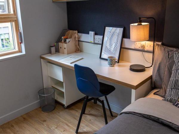 Bedford student accommodation application process,Is renting in Bedford safe for students?