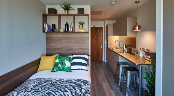 Advantages of en-suite rooms in Derby student housing,Safe neighborhoods in Derby for students.