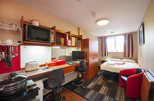 Liverpool student accommodation cultural integration tips,Do Liverpool student apartments have air conditioning?