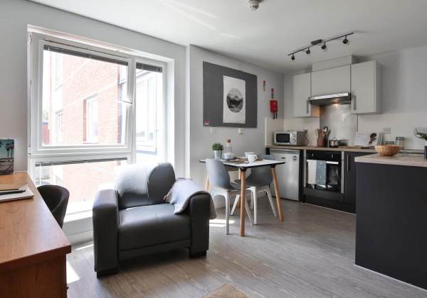 Edinburgh student accommodation contracts explained,Affordable student studio flats Edinburgh