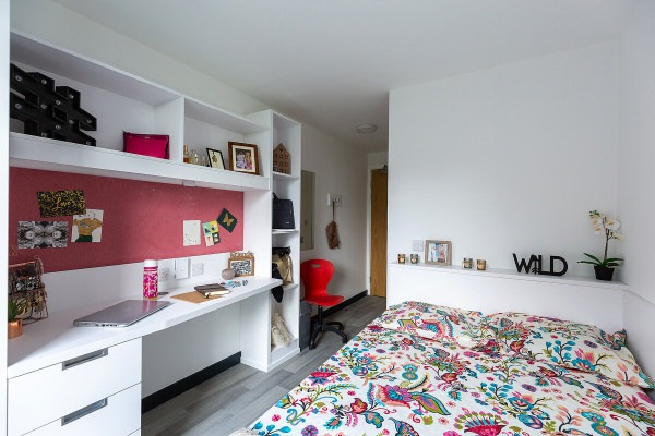 Renewing or ending a student housing lease in Luton,Student studio apartments in Luton prices