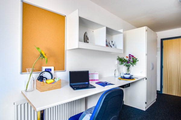 Steps to rent a student property in Oxford,Are Oxford student rooms soundproof?