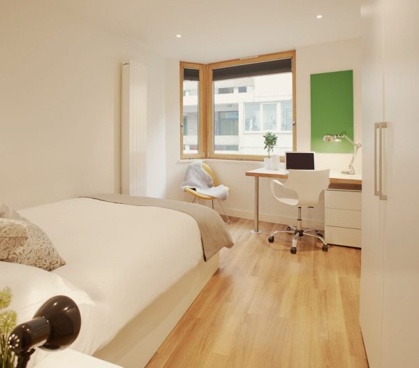 Renewing or ending a student housing lease in London,Student studio apartments in London prices