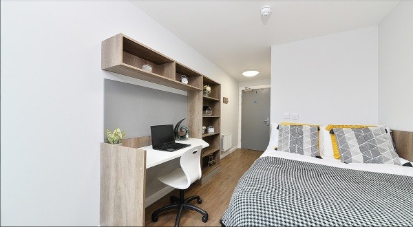 Furnished vs unfurnished student apartments in Preston,Cheap student accommodation Preston