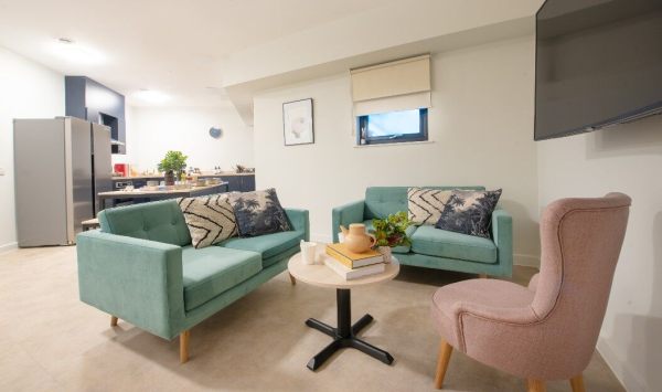 Leeds student accommodation near top universities,Student studio apartments in Leeds prices