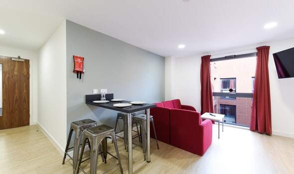 Short-term student rentals in Leeds,Student accommodation promotions Leeds